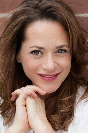 Cover image for Elissa Middleton