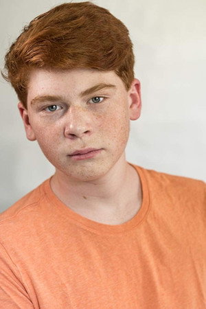Cover image for Carson Holmes