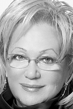 Cover image for Галина Волчек