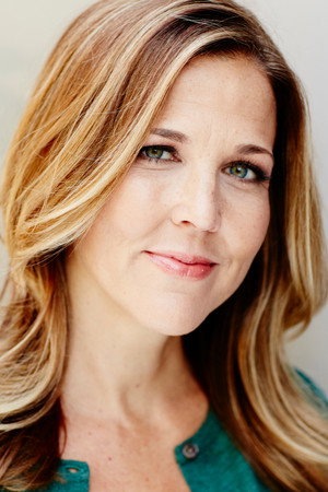 Cover image for Carrie Walrond Hood