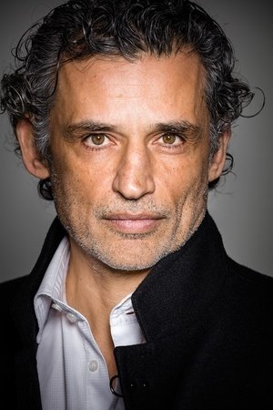 Cover image for Enrico Lo Verso
