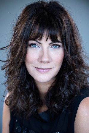 Cover image for Geneviève Brouillette