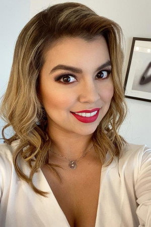Cover image for Liss Pereira