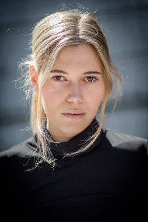 Cover image for Bella Glanville