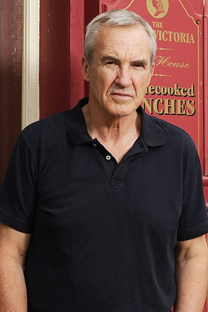 Cover image for Larry Lamb