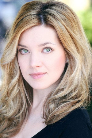 Cover image for Evie Wray
