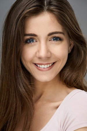 Cover image for Maxine Denis