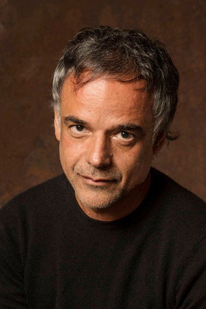 Cover image for Ângelo Antônio