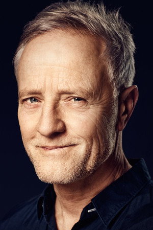 Cover image for Lars Simonsen