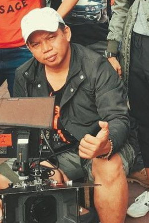 Cover image for Tono Wisnu