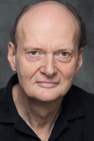 Cover image for Nick Ewans