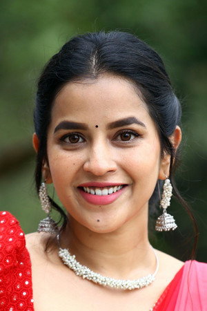 Cover image for Komalee Prasad