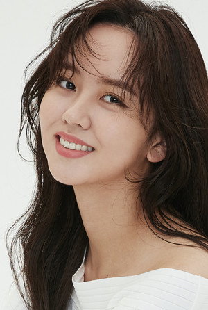 Cover image for 김소현