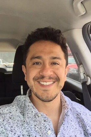 Cover image for Moisés Iván Mora