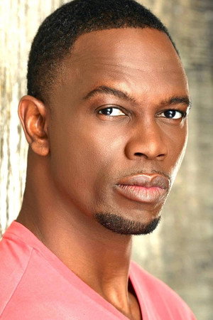 Cover image for Newton Mayenge
