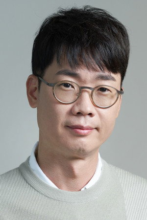 Cover image for Jo Hyo-jin