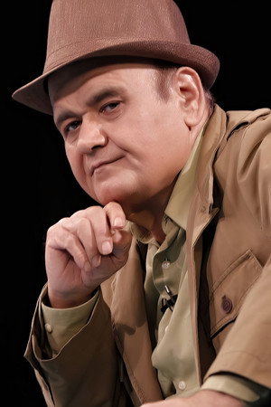 Cover image for اکبر عبدی