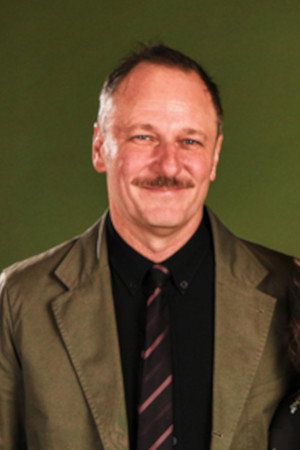 Cover image for Phil Hay