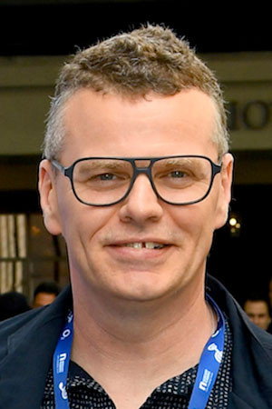 Cover image for Эд Симонс