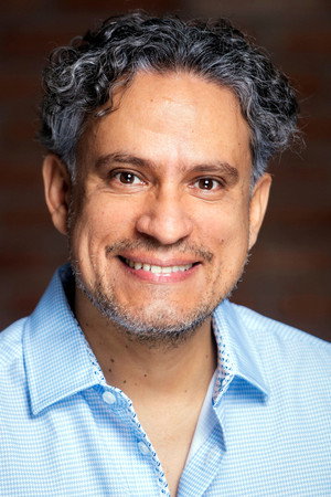 Cover image for Luis del Valle