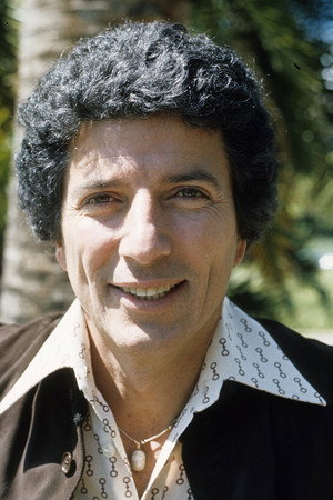 Cover image for Bert Convy