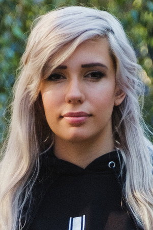 Cover image for Alanah Pearce