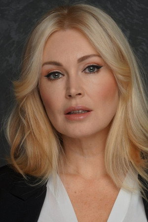 Cover image for Oksana Dorokhina