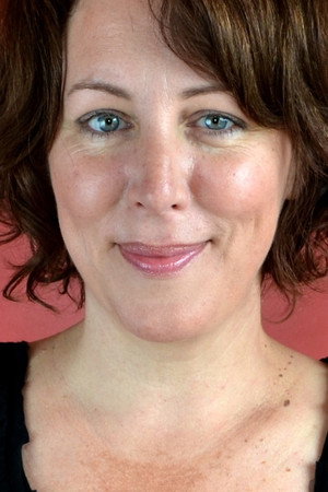 Cover image for Danielle Bourgon