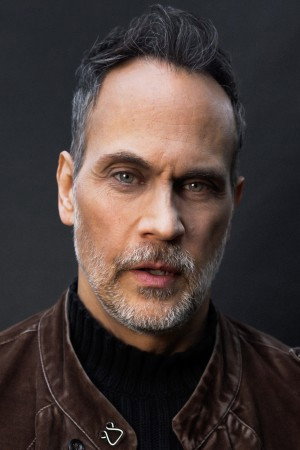 Cover image for Todd Stashwick