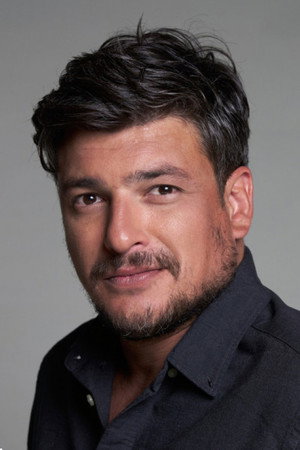 Cover image for Andrija Kuzmanović