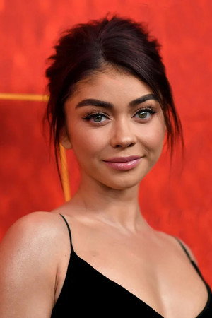 Cover image for Sarah Hyland
