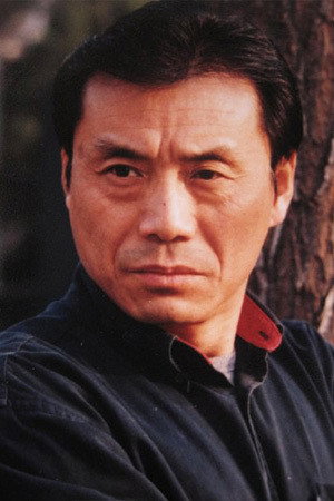 Cover image for Yiwei Zhao
