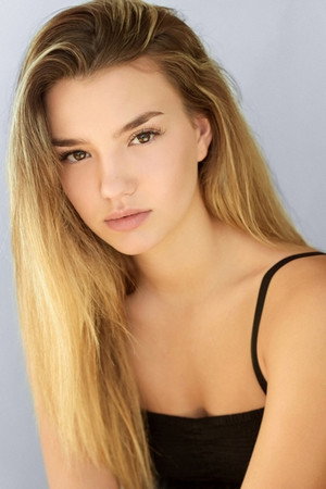 Cover image for Alissa Skovbye