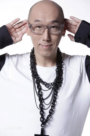 Cover image for 張學潤