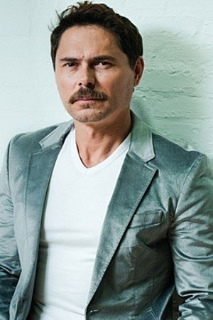Cover image for Lucho Velasco