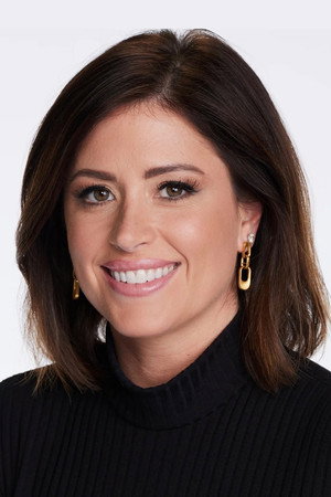 Cover image for Chloe Melas