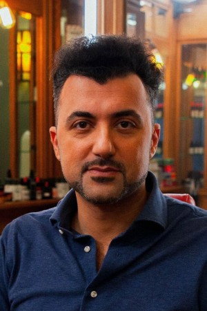 Cover image for Özcan Akyol