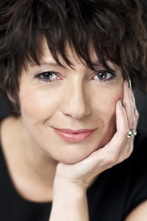 Cover image for Raphaela Dell