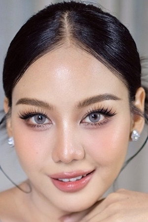 Cover image for จิรปรียา มาช่วย