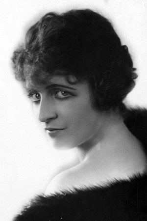 Cover image for Olive Tell