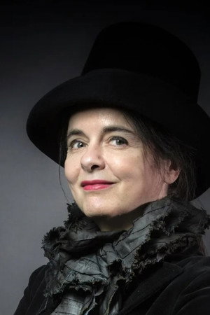 Cover image for Amélie Nothomb