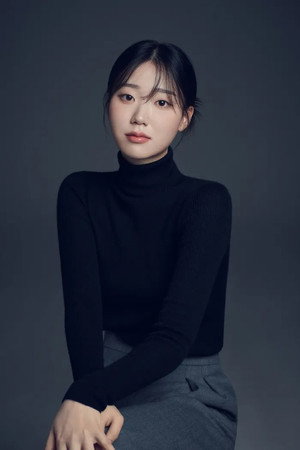 Cover image for Yang Ui Jin