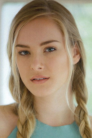Cover image for Emma Bellomy