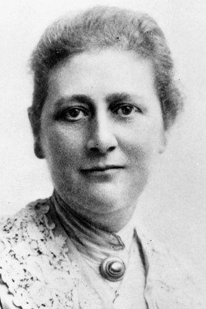 Cover image for Beatrix Potter