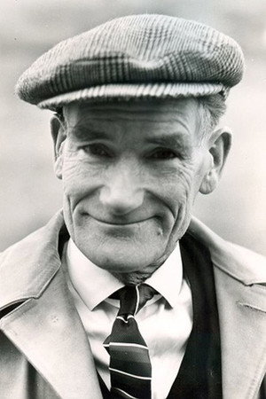 Cover image for Duncan Macrae