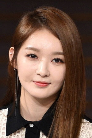 Cover image for 강민경