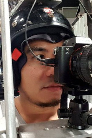 Cover image for ฐชัย โกมลเพ็ชร์