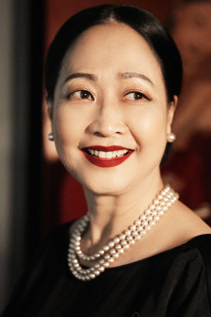 Cover image for Nhu Quynh