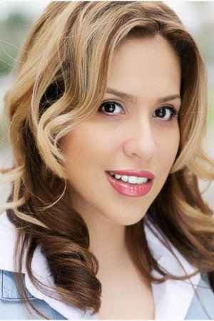 Cover image for Christina De Leon