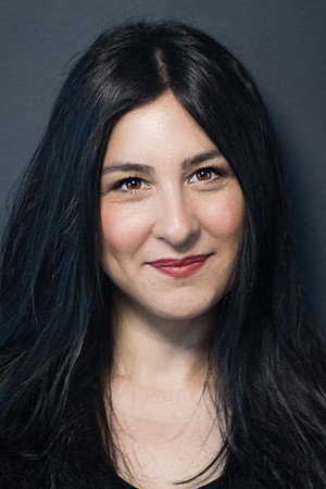 Cover image for Yasemin Sakallıoğlu